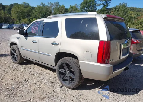 2011 Cadillac Escalade Premium from USA, damaged, VIN 1GYS4CEF1BR160800